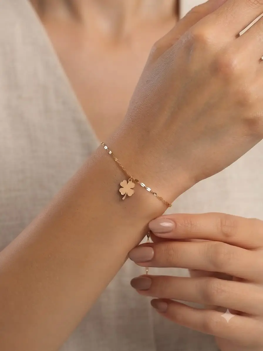 Orjinal 14 Ayar Sertifikalı Altın Minimalist İtalyan Aynalı Ezme Zincir Şans Charmlı Bileklik