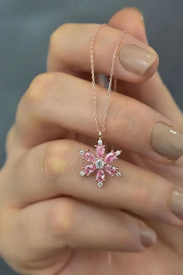 925 Ayar Gümüş Kişiye Özel Doğum Taşlı Kamelya Kolye.rose.gold.rodaj Renk Seçeneği
